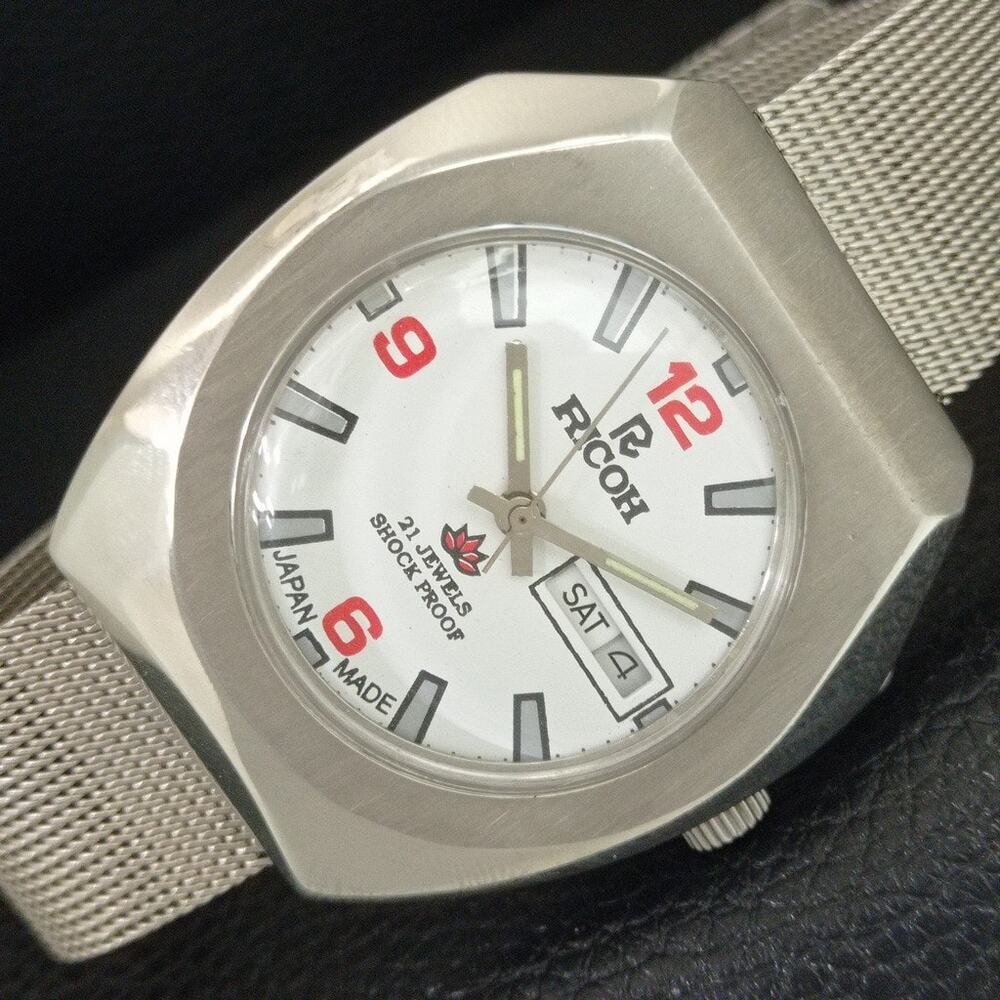 Vintage 1979 Ricoh Automatic Mens Silver Watch W/daydate & White accents